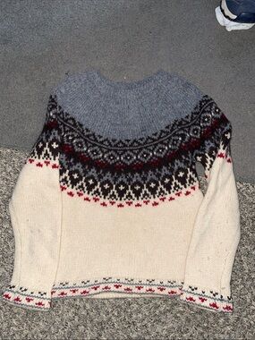 Skyr Gray Wool Blend Sweater with Black Label
